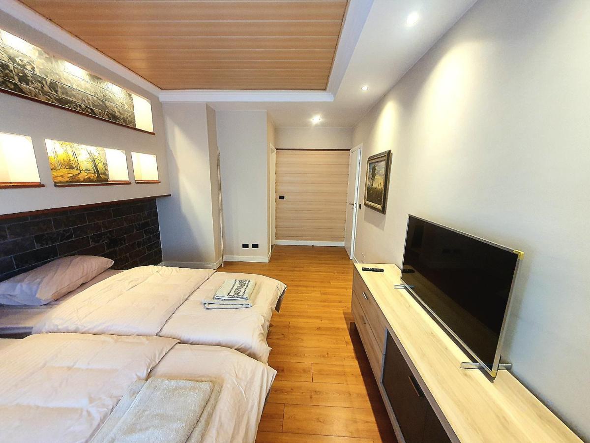 Apartament Centerscape - Studio By Dion Tirana Zewnętrze zdjęcie
