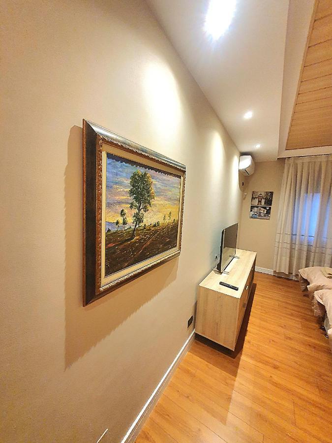 Apartament Centerscape - Studio By Dion Tirana Zewnętrze zdjęcie